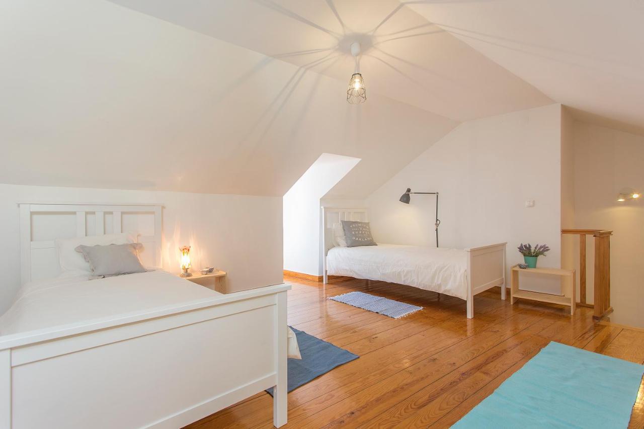 Spacious Alfama Duplex, By Timecooler *